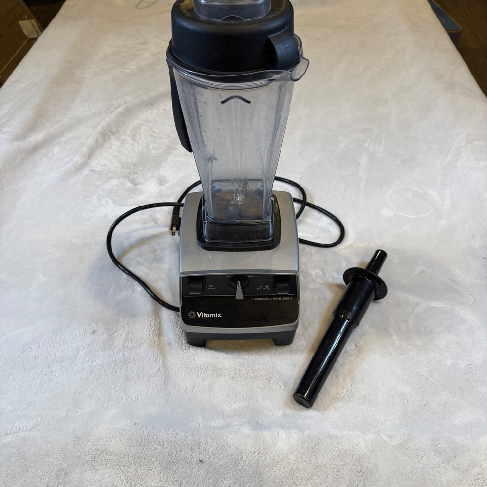 Vitamix TurboBlend Three Speed Blender Silver 64oz VM0102B with Tamper Tool